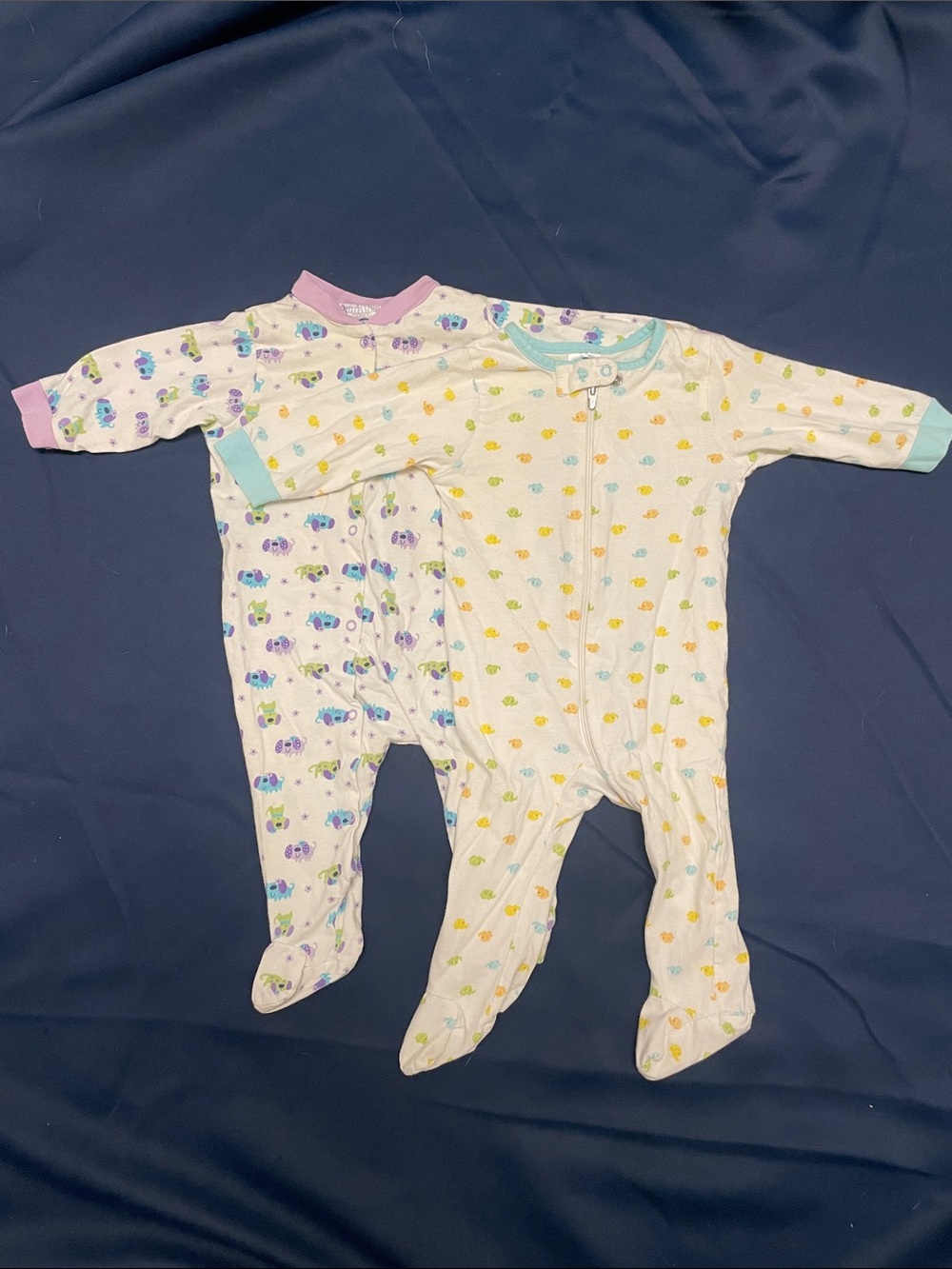 2 Gerber 3-6mo Sleep and Plays